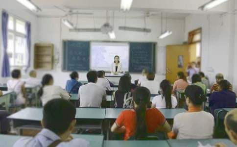 小學生家長會學生優秀發言稿 小學生家長會家長發言稿范文