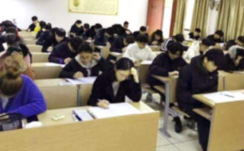 期中考試學生代表總結發言稿 期中考試總結會學生代表發言稿
