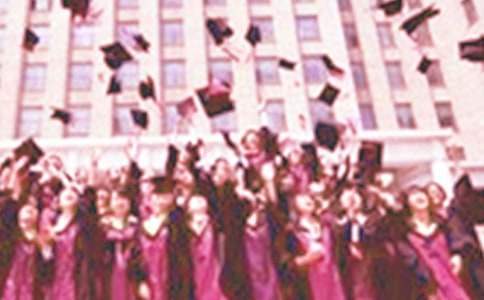 大學畢業三年自我鑒定 大學畢業三年自我鑒定500字