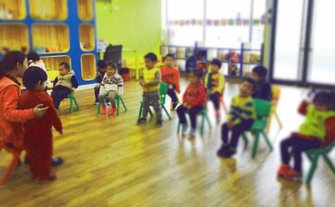 幼兒園中班生活活動方案 幼兒園中班期末匯報活動方案
